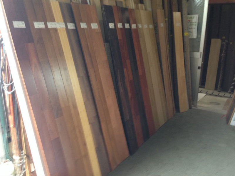 銘木選びの特徴